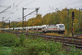 2025-11-01-026 Dortmund Somborn 193 440 zieht ICE 1149 von Düsseldorf nach Berlin. 193 448 schiebt. Es handelt sich um die zweite Fahrt des ICE-L mit Fahrgästen an Bord.