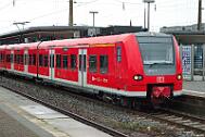 2025-11-28-075 Bochum Hbf 425 094 und 425 092 (hinten) auf Überführungsfahrt