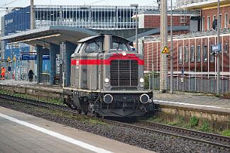 2025-12-05-002 Bochum Hbf 211 054
