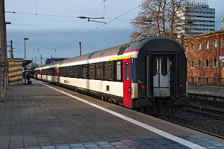 2025-12-05-016 Bochum Hbf 101 127 mit EC 9