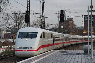 2025-12-05-022 Bochum Hbf 401 073