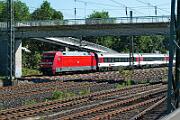 101 136 - 2025-06-30-010 Dortmund Marten Süd 101 136 mit EC 9 nach Basel.