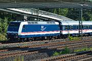 2025-07-18-004 Dortmund-Marten-Süd 145 040 fährt jetzt mit dem TRI-Ersatzzug die RE 3/RE 11-Runde. Leider war die Lok sonnentechnisch am falschen Ende.