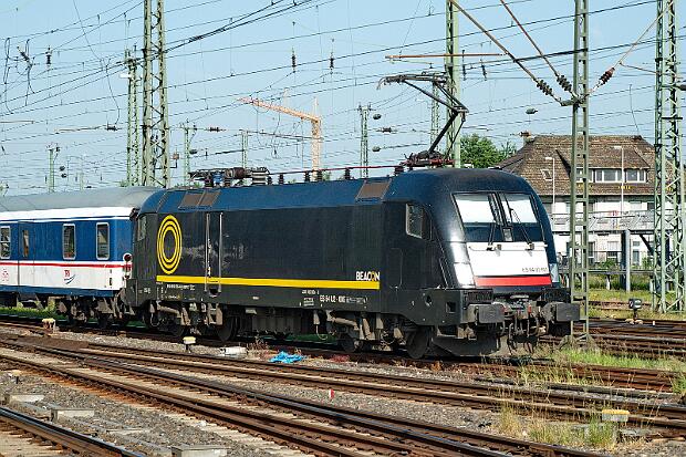 182 505