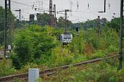187 348 - 2025-08-28-044 Bochum Langendreer 187 348 wartet mehrere Minuten am Signal.