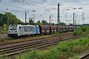187 348 - 2025-08-28-050 Bochum Langendreer 187 348 wartet mehrere Minuten am Signal.