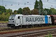 187 348 - 2025-08-28-052 Bochum Langendreer 187 348 wartet mehrere Minuten am Signal.
