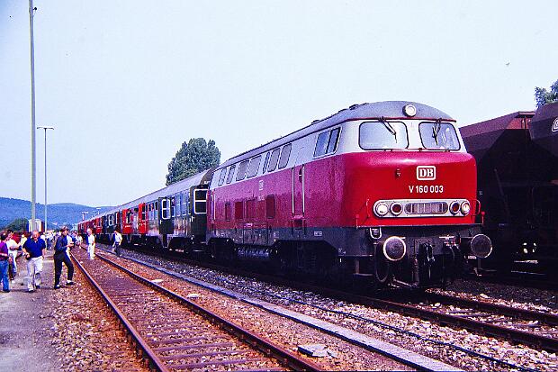 216 003