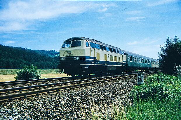216 026