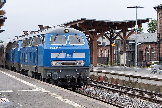 218 055