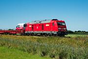 245 027 - 2025-08-18-143 Niebüll Südergotteskogweg 245 027 mit Autozug nach Niebüll.