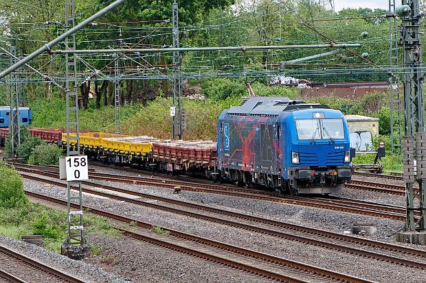 248 028