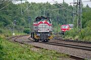 271 006 - 2025-07-31-054 Bochum Riemke 193 335 wartet in der Abstellung auf Weiterfahrt. Für 271 006 geht es weiter Richtung Bochum Hbf.