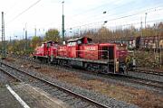 294 671 - 2025-11-13-007 Bochum Langendreer 294 671 zieht 363 235 Richtung Dortmund