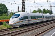 403 022 - 2025-07-10-051 Bochum Ehrenfeld 403 022 & 403 504 Regenbogen-ICE.
