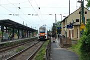 462 074 - 2025-07-14-057 Bonn Mehlem 462 074 steht ca. 45 Minuten in Mehlem hinter dem Bahnsteig, am Ausfahrtsignal. Dann rollt er zurück an den Bahnsteig, um später dann doch nach Oberhausen zu...