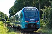 526 050 - 2025-08-17-020 Rieseby Schleibrücke 526 050 fährt zurück nach Kiel.