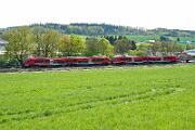632 110 - 2025-04-27-019 Neuenrade Küntrop 632 105 (vorne) und 632 110 (hinten) fahren nach Fröndenberg.